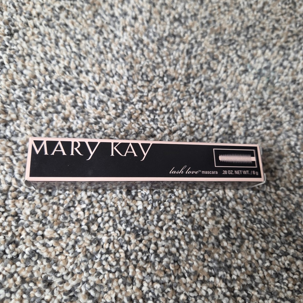 Mary Kay Lash Love Mascara I Heart Brown 0.28 oz Defining Volumizing 041482